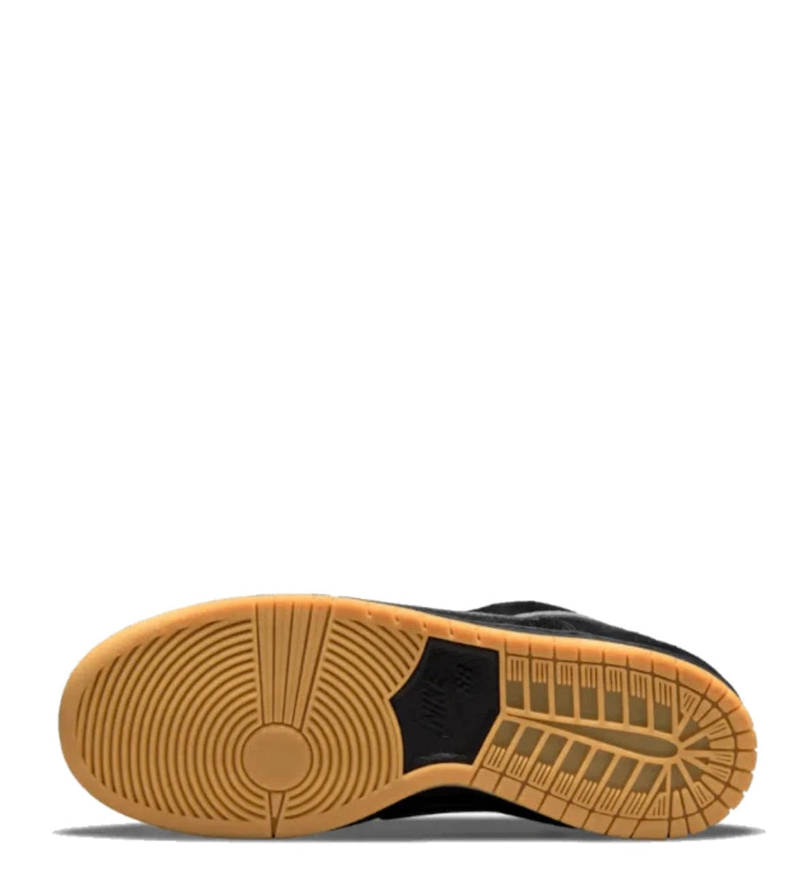 Nike SB Dunk Low Black Gum 